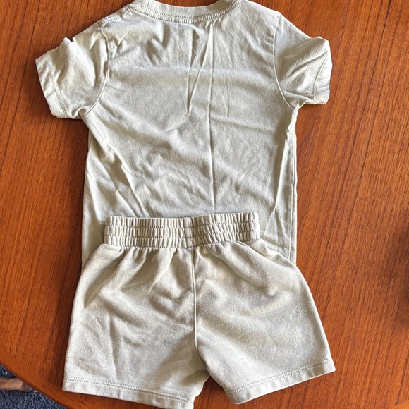 Nike Kids Sage T-Shirt and Shorts Set - Picture 5 of 5